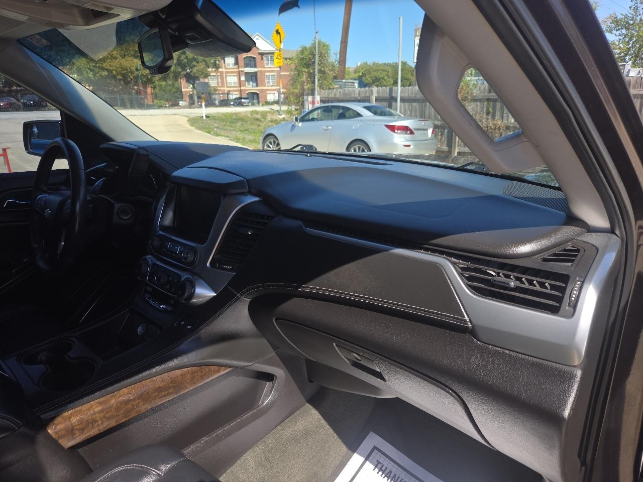 Chevrolet Tahoe 2WD 4dr LT 2015