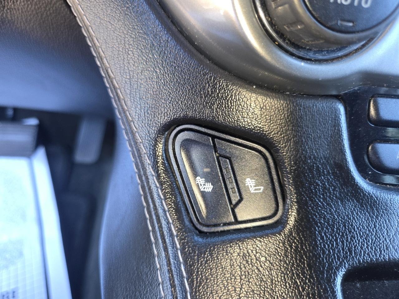 Chevrolet Tahoe 2WD 4dr LT 2015