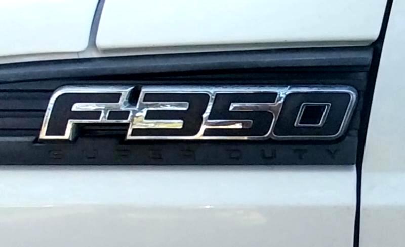 Ford F-350 SD XLT SuperCab Long Bed 2WD 2015 Ford F-350 SD XLT SuperCab Long Bed 2WD 2015