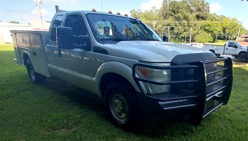 Ford F-350 SD XLT SuperCab Long Bed 2WD 2015 Ford F-350 SD XLT SuperCab Long Bed 2WD 2015