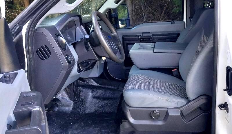 Ford F-350 SD XLT SuperCab Long Bed 2WD 2015 Ford F-350 SD XLT SuperCab Long Bed 2WD 2015