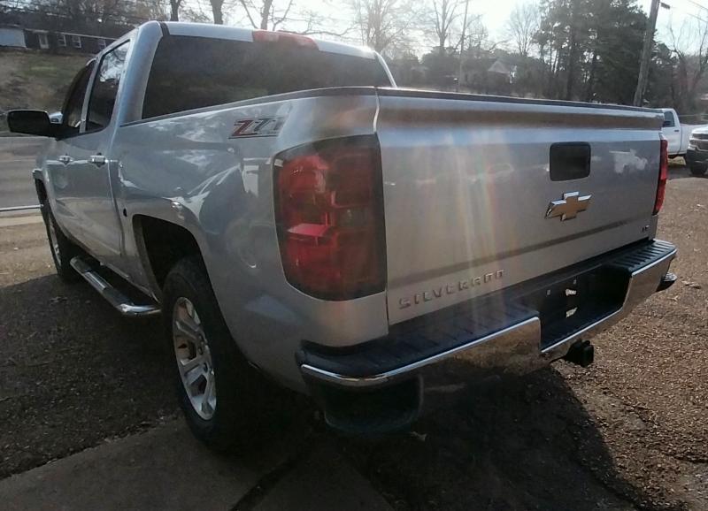 Chevrolet Silverado 1500 1LT Crew Cab 4WD 2015