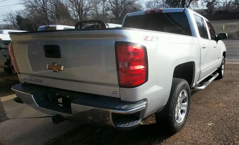 Chevrolet Silverado 1500 1LT Crew Cab 4WD 2015