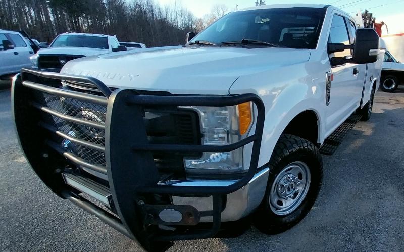 Ford F-350 SD XL SuperCab 4WD 2017