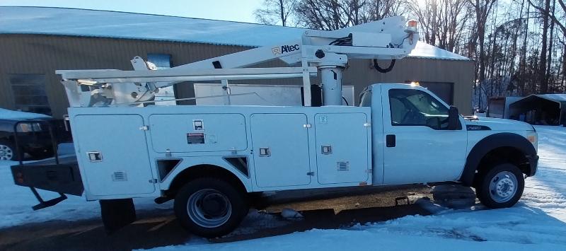 Ford F-450 SD Regular Cab DRW 2WD 2011