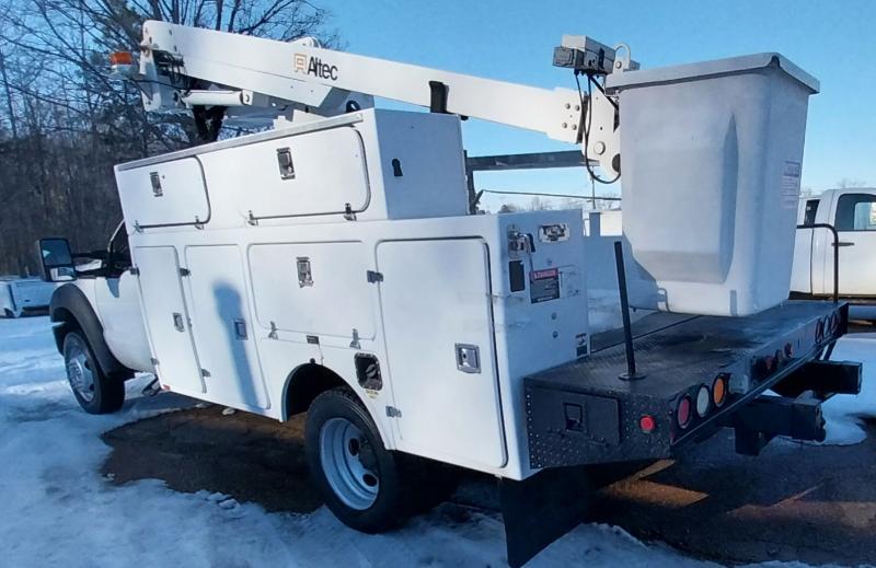 Ford F-450 SD Regular Cab DRW 2WD 2011