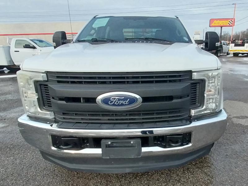 Ford F-250 SD XL Crew Cab Long Bed 4WD 2017