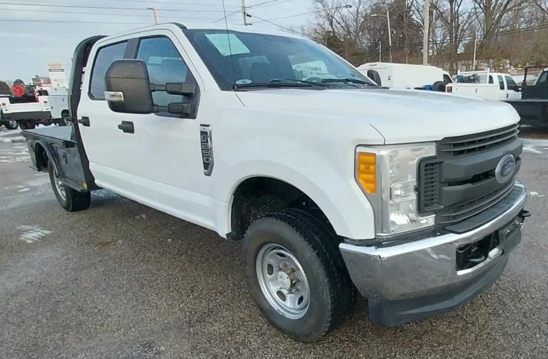 Ford F-250 SD XL Crew Cab Long Bed 4WD 2017