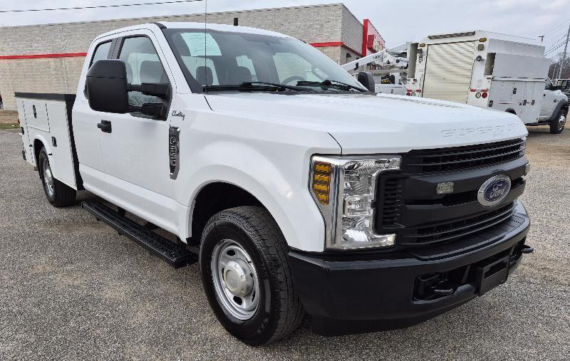 Ford F-250 SD XLT SuperCab Long Bed 2WD 2018