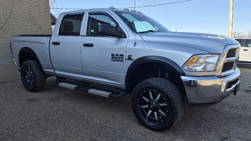 RAM 2500 Tradesman Crew Cab SWB 4WD 2018