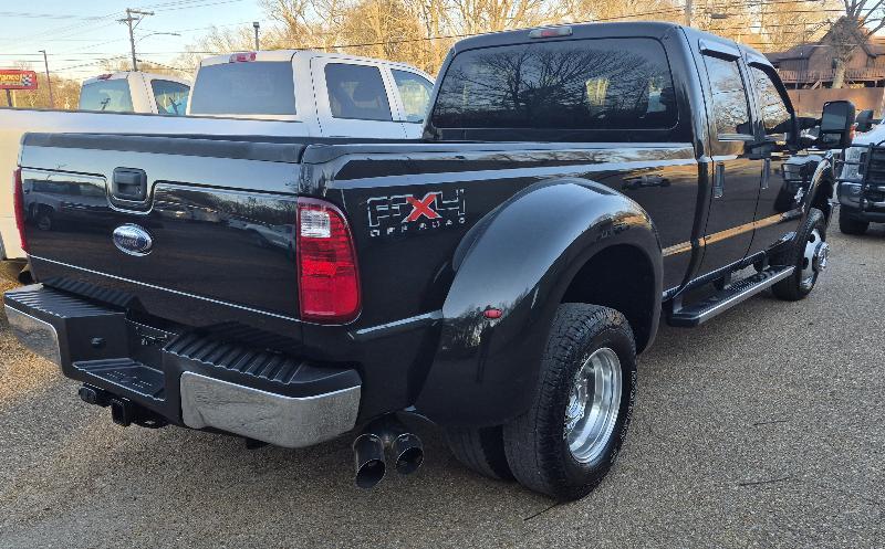 Ford F-350 SD XLT Crew Cab Long Bed DRW 4WD 2011