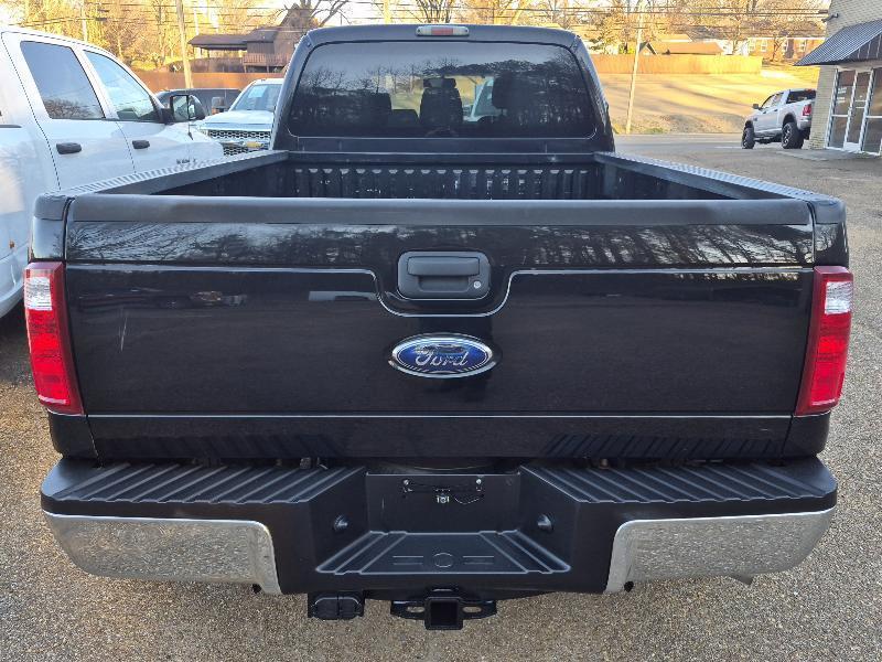 Ford F-350 SD XLT Crew Cab Long Bed DRW 4WD 2011