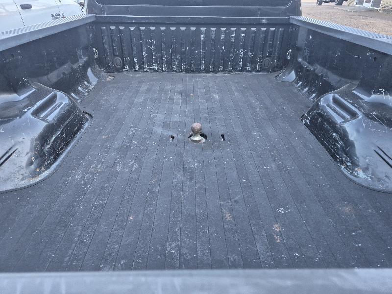 Ford F-350 SD XLT Crew Cab Long Bed DRW 4WD 2011