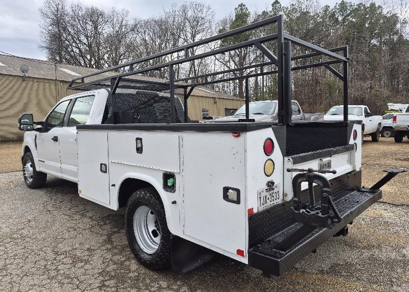 Ford F-350 SD XL Crew Cab LWB DRW 2WD 2017