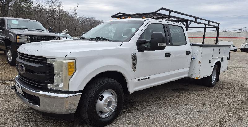 Ford F-350 SD XL Crew Cab LWB DRW 2WD 2017