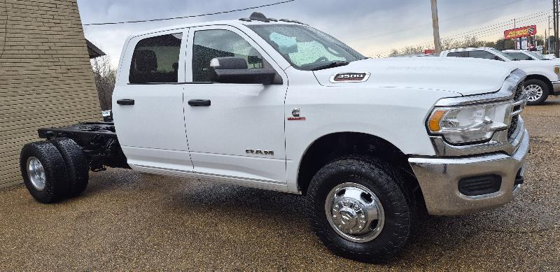 RAM 3500 Crew Cab 4WD DRW 2022