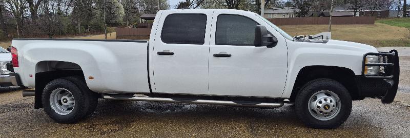 Chevrolet Silverado 3500HD Work Truck Crew Cab 4WD 2012
