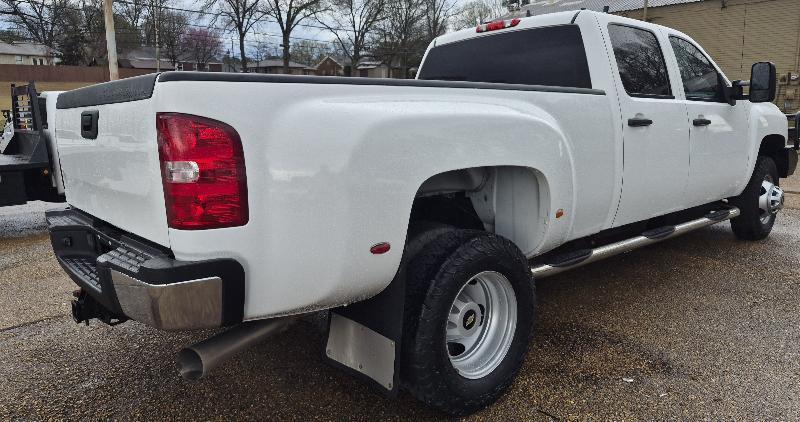 Chevrolet Silverado 3500HD Work Truck Crew Cab 4WD 2012