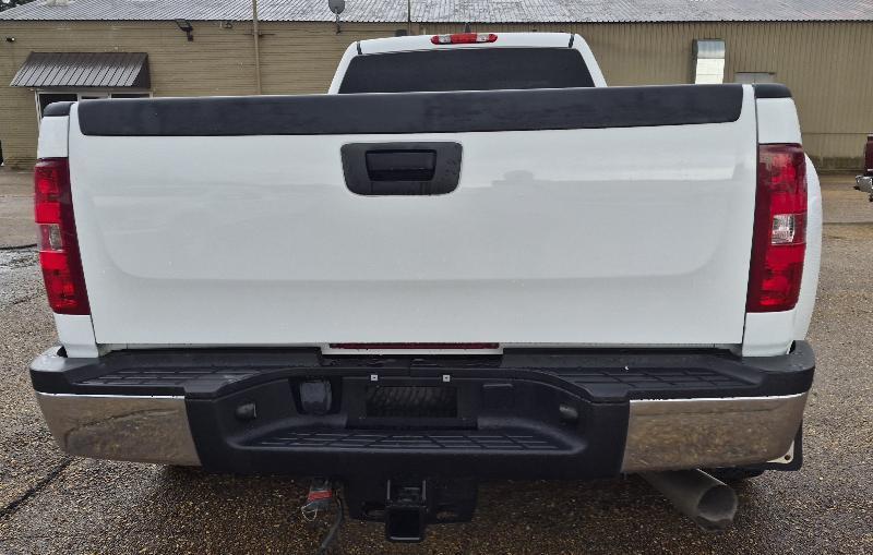 Chevrolet Silverado 3500HD Work Truck Crew Cab 4WD 2012