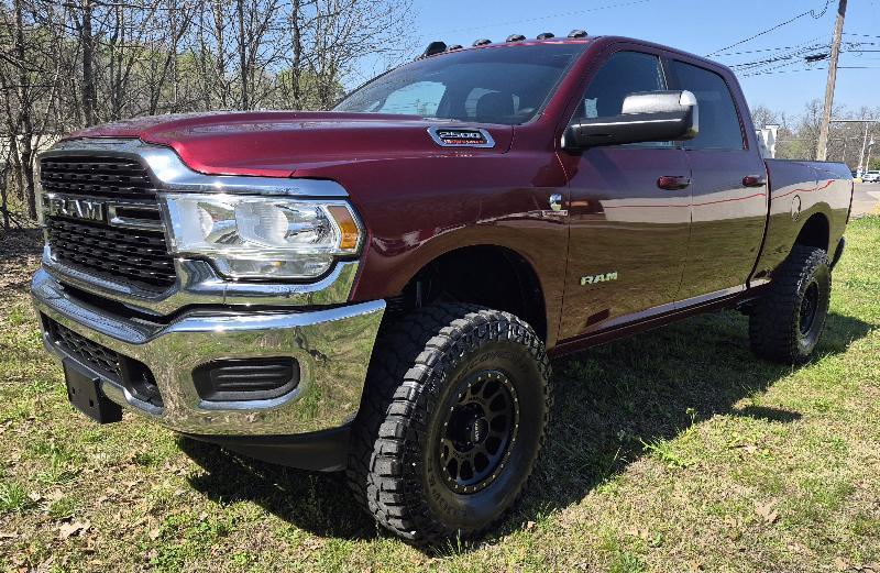 RAM 2500 Tradesman Crew Cab SWB 4WD 2022