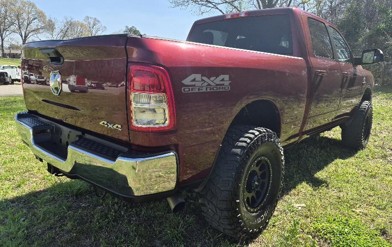 RAM 2500 Tradesman Crew Cab SWB 4WD 2022