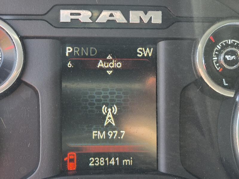 RAM 2500 Tradesman Crew Cab SWB 4WD 2022