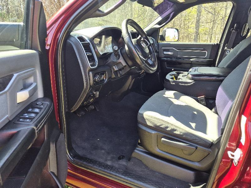 RAM 2500 Tradesman Crew Cab SWB 4WD 2022