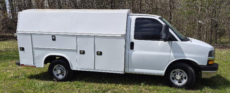 Chevrolet Express G3500 139" 2017