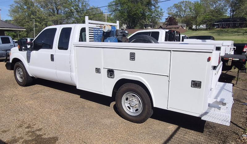Ford F-350 SD XLT SuperCab Long Bed 2WD 2015