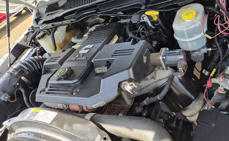 RAM 3500 Crew Cab 4WD DRW 2016