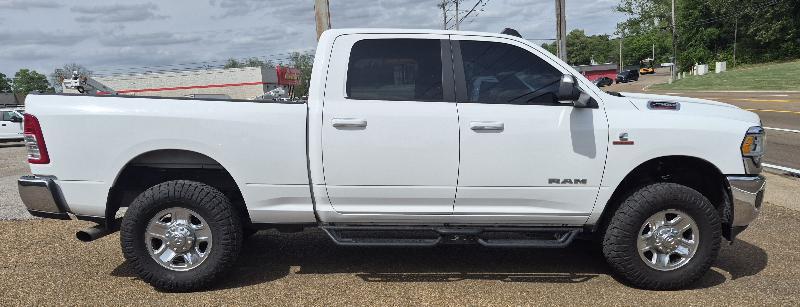 RAM 2500 Tradesman Crew Cab SWB 4WD 2022