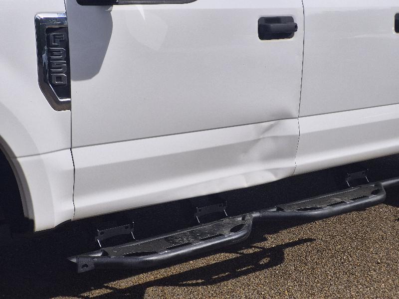 Ford F-350 SD XL Crew Cab 4WD DRW 2018