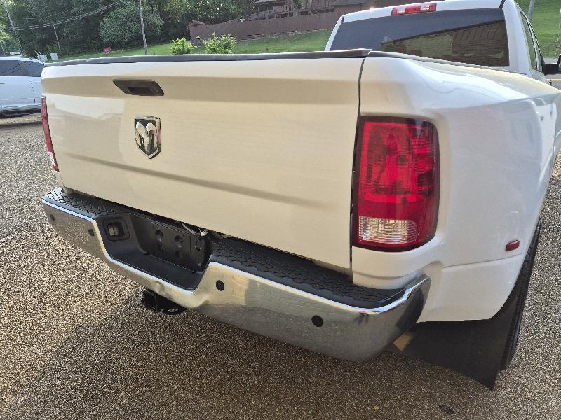 RAM 3500 Tradesman Crew Cab LWB 2WD DRW 2017