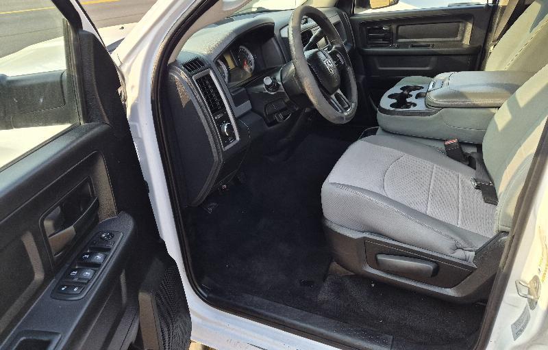 RAM 3500 Tradesman Crew Cab LWB 2WD DRW 2017