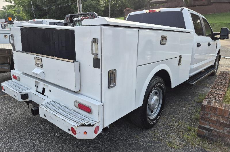 Ford F-250 SD XL Crew Cab Long Bed 2WD 2019