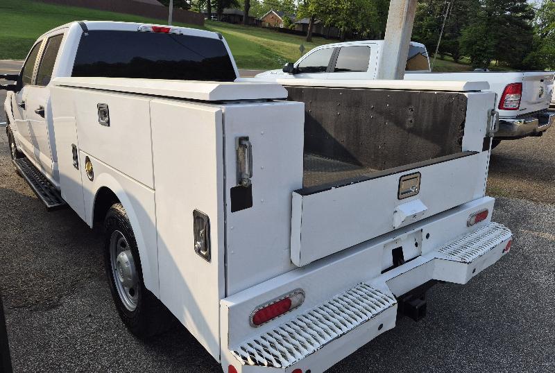 Ford F-250 SD XL Crew Cab Long Bed 2WD 2019