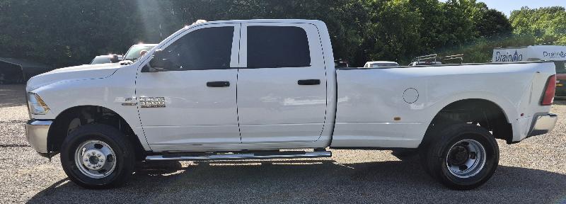 RAM 3500 Tradesman Crew Cab 4WD DRW 2015