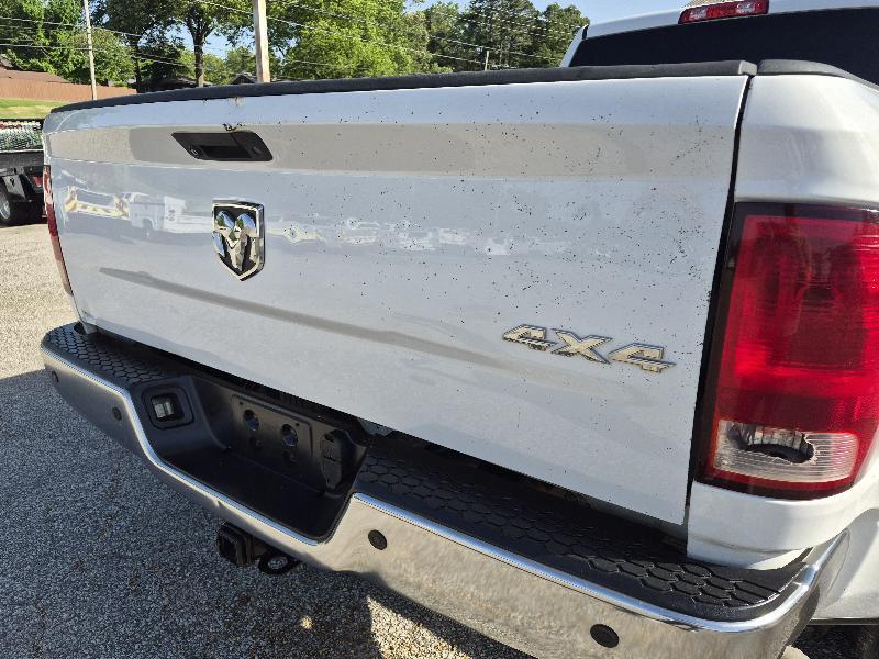 RAM 3500 Tradesman Crew Cab 4WD DRW 2015