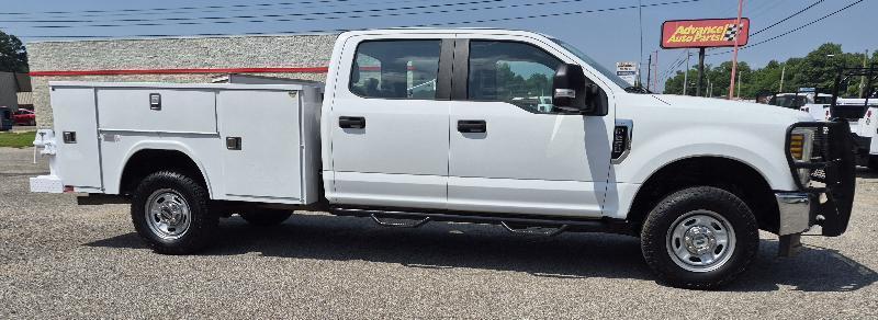 Ford F-250 SD XL Crew Cab LWB 4WD 2018