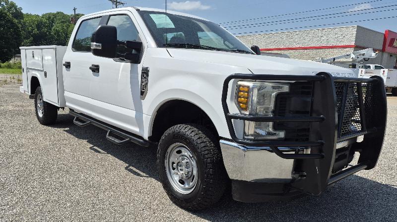 Ford F-250 SD XL Crew Cab LWB 4WD 2018