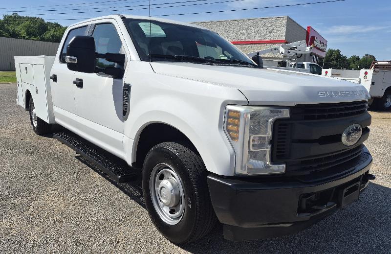 Ford F-250 SD XL Crew Cab LWB 2WD 2019