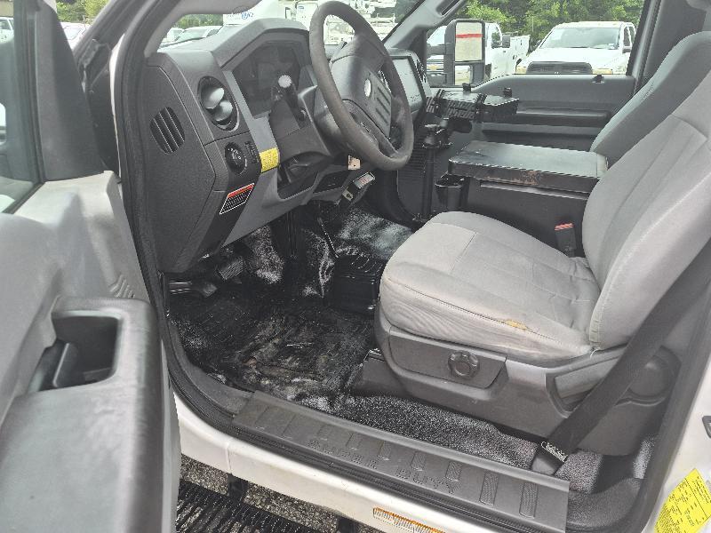 Ford F-450 SD Regular Cab DRW 4WD 2012