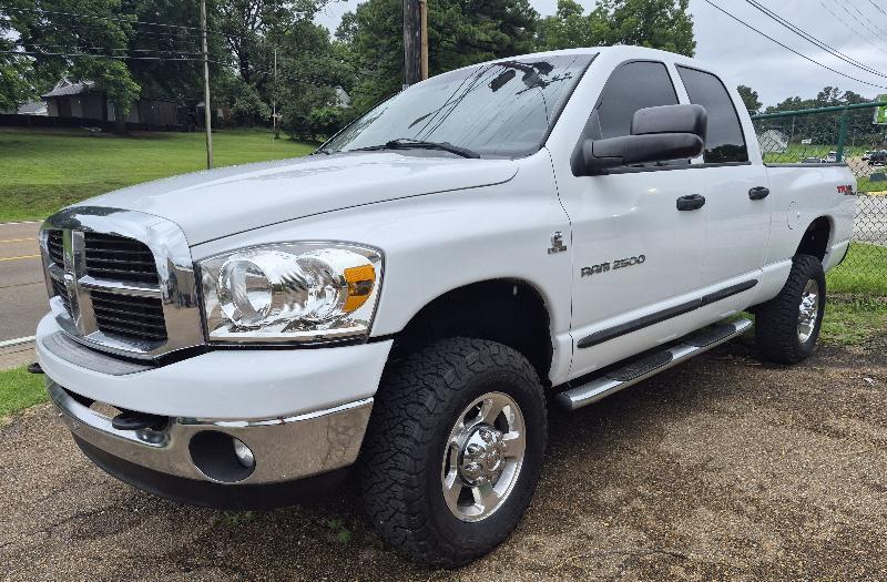 Dodge Ram 2500 TRX4 Off Road Quad Cab 4WD 2006