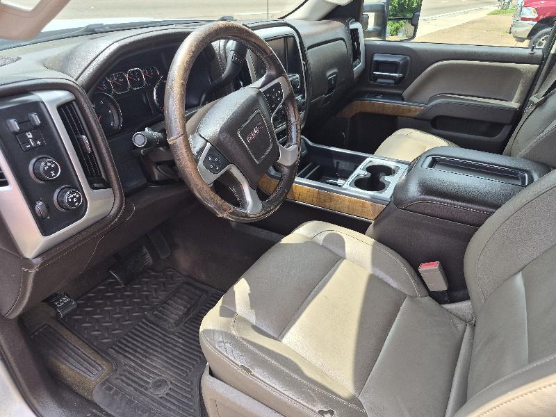 GMC Sierra 2500HD 4WD Crew Cab 153.7" SLT 2015