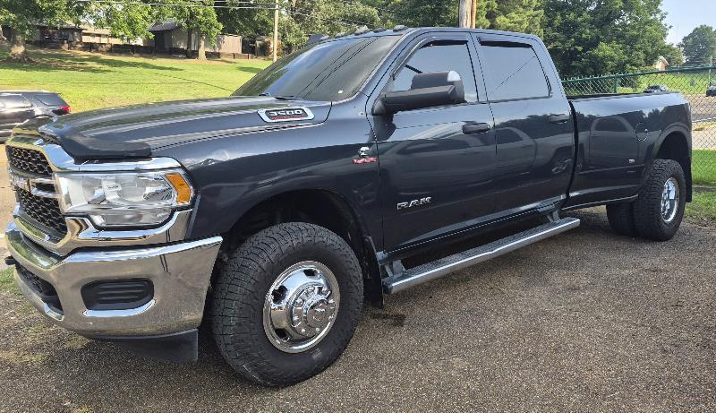 RAM 3500 Tradesman Crew Cab 4WD DRW 2020