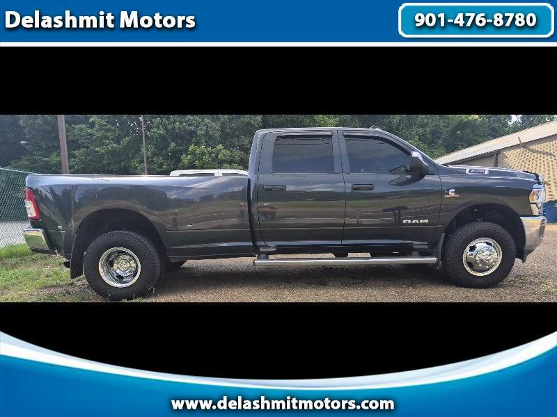 RAM 3500 Tradesman Crew Cab 4WD DRW 2020