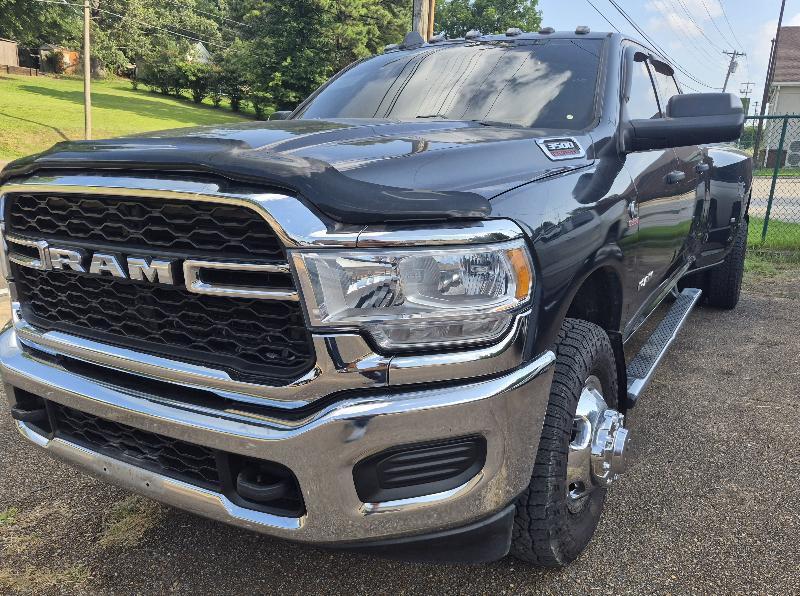 RAM 3500 Tradesman Crew Cab 4WD DRW 2020