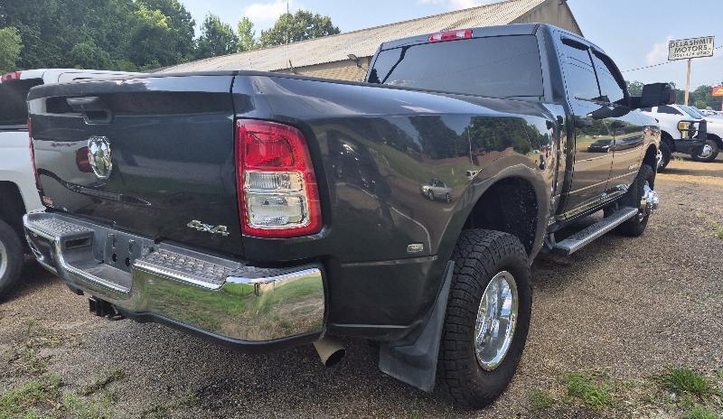 RAM 3500 Tradesman Crew Cab 4WD DRW 2020