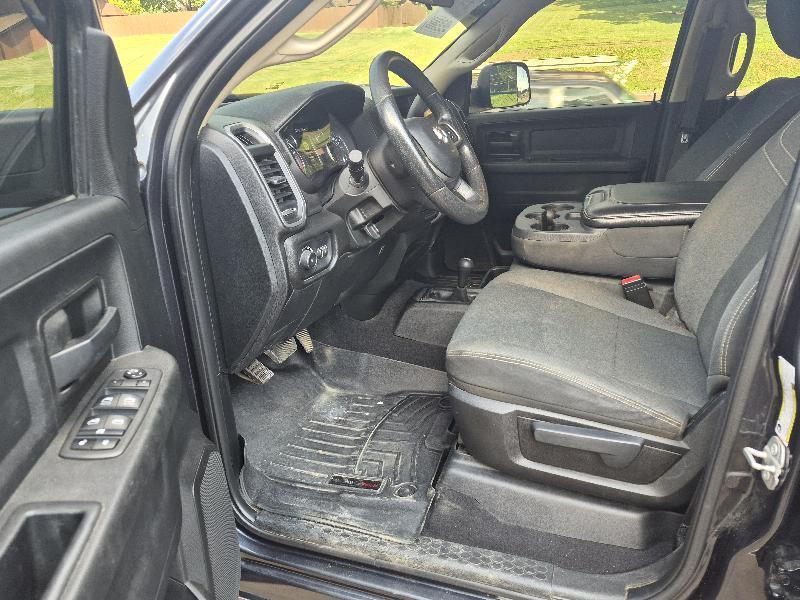 RAM 3500 Tradesman Crew Cab 4WD DRW 2020