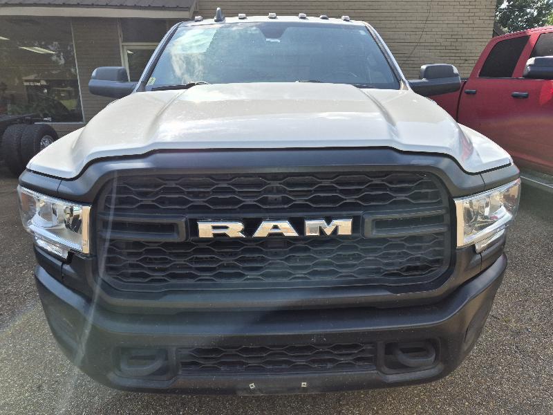 RAM 3500 Regular Cab 2WD LWB DRW 2022
